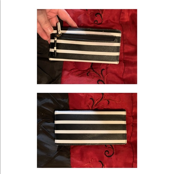 Wallets - Picture 1 of 5